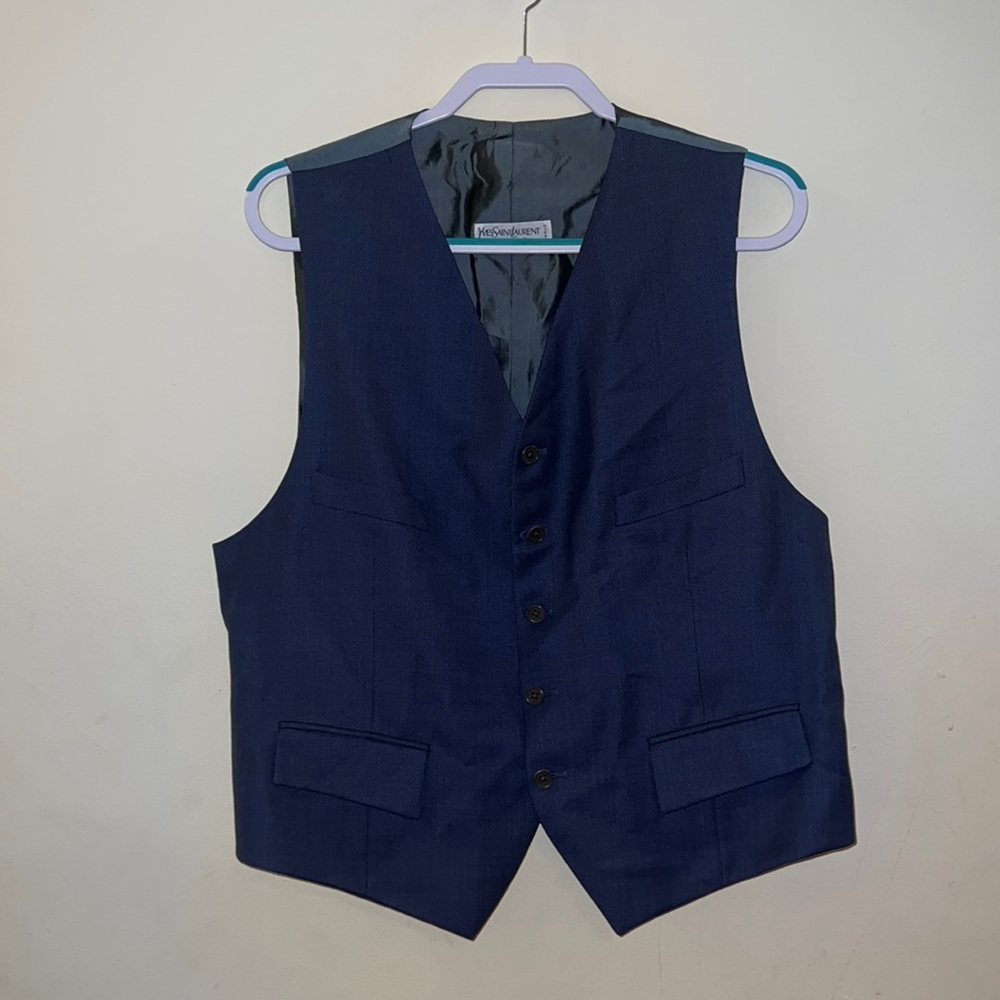 YVES SAINT LAURENT MENS WAIST COAT 💙